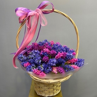 Корзина гиацинтов Весеннее ассорти